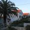 Apartments by the sea Komiza, Vis - 8860 - Комижа