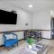 Outstanding Mountain Condo WATERSLIDE and HOT TUB managed by Little Sister Getaways
