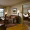 Green Mountain Suites Hotel