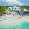 Chic Beachfront Apartment - Private Beach Access