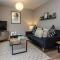 Cosy Home with Snug and Three Bedrooms Message us for Long Stay Prices - Nottingham