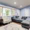 Escape to our cozy 3 Bed Rm 2 Bath Unit in Alexandria VA - الإسكندرية