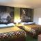 Super 8 by Wyndham Buffalo
