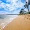 Islander on the Beach 353