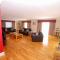 Luxury, Spacious Home with Private Driveway Beaches and Gower in close proximity - Parkmill
