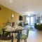Euphorbia - 1 Bedroom Luxury Apartment by Mint Stays - Bristol