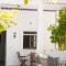 Sunny Garden Hotel