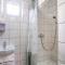 3 Bedroom Cozy Home In Jedwabno