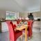 Wisteria Cottage - Bwthyn yr Ardd - Ystrad Meurig