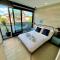 The Beach Hytte - Stunning Sea View Penthouse - Bournemouth