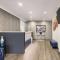 Super 8 by Wyndham Sarnia ON