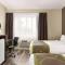 Super 8 by Wyndham Sarnia ON