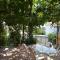 Ευχάριστο σπίτι με ωραίο κήπο - بيلوس