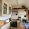 Stable Cottage, Old Mill Farm, Cotswold Water Park
