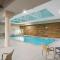 Orangewood Inn & Suites Kansas City Airport