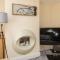 Rocester Rest close to Alton Towers & JCB, Netflix - Rocester