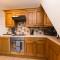 Rocester Rest close to Alton Towers & JCB, Netflix - Rocester