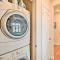 Breezy Oceanside Condo Less Than half Mi to Beach! - أوشن سايد