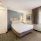 Sonesta Simply Suites Hampton