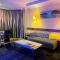 Hotel Grand Crystal