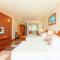 Huong Viet Hotel Quy Nhon - Beachfront