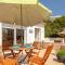 Gorgeous Home In Mezquitilla With Wifi - Mezquitilla