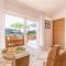 Gorgeous Home In Mezquitilla With Wifi - Mezquitilla