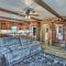 Rustic Oakhurst Retreat Less Than 4 Mi to Bass Lake! - Oakhurst