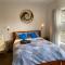 Serenity Lodge for Couples