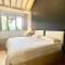 Tree Tops Holiday Let & Sauna South Downs West Sussex Sleeps 10