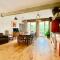 Tree Tops Holiday Let & Sauna South Downs West Sussex Sleeps 10