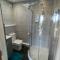 Contemporary one bed studio. Sea views and parking