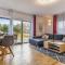 Cozy Home In Medulin With Kitchen