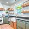 Colorful Golden Getaway with Panoramic Views! - Golden