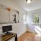 Light filled Condo 3 Bedrm with enclosed sunny backyard