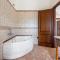 Stunning Home In Bosa