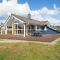 6 person holiday home in GROEMITZ