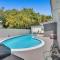 Luxury Pool Villa // 5BD 4BA