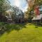 Attractive holiday home with private garden - Lochem