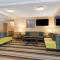 Best Western PLUS Executive Court Inn & Conference Center - Manchester