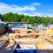 Lakeside Lodge, Green Hill Farm Holiday Village - Salisbury