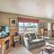 Near Lake and Natl Park Cozy Home with Deck! - Grand Lake