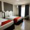 HOTEL LOS ROBLES