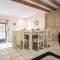 Lovely Home In Nanclars With Kitchen - Nanclars