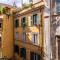 Warm nest in the old building of Piazza Navona