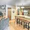 Rustic Condo with Deck Less Than 1 Mi to Angel Fire Resort! - أنجل فاير