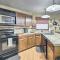Rustic Condo with Deck Less Than 1 Mi to Angel Fire Resort! - أنجل فاير