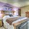 Rustic Condo with Deck Less Than 1 Mi to Angel Fire Resort! - أنجل فاير