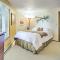 Rustic Condo with Deck Less Than 1 Mi to Angel Fire Resort! - أنجل فاير