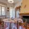 Nice Home In Capezzano Pianore With Kitchen
